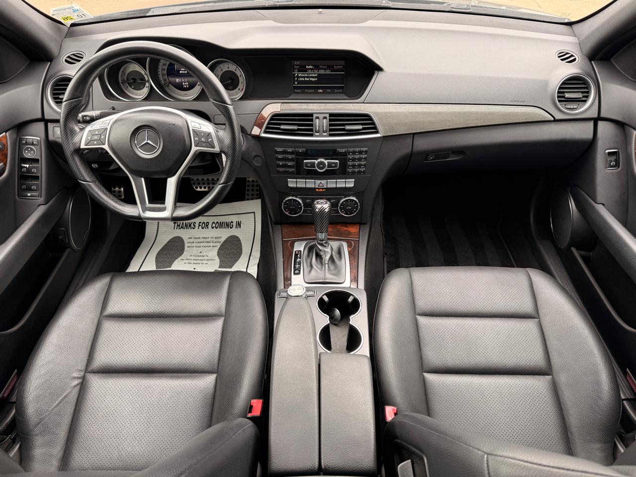 Mercedes-Benz C-Class C250 Luxury Sedan 2014