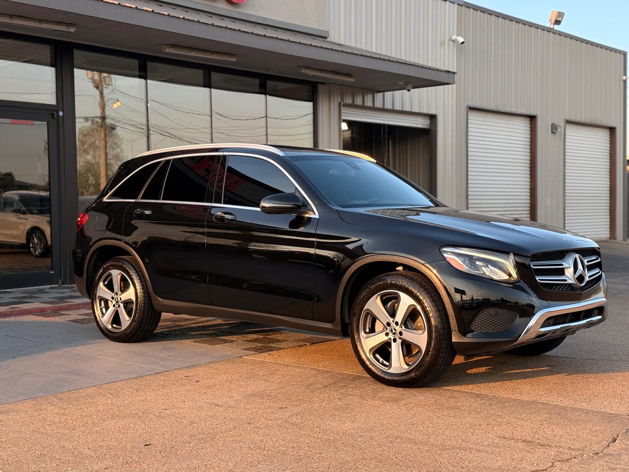 Mercedes-Benz GLC-Class GLC300 2019