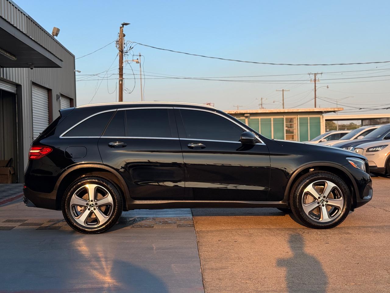 Mercedes-Benz GLC-Class GLC300 2019