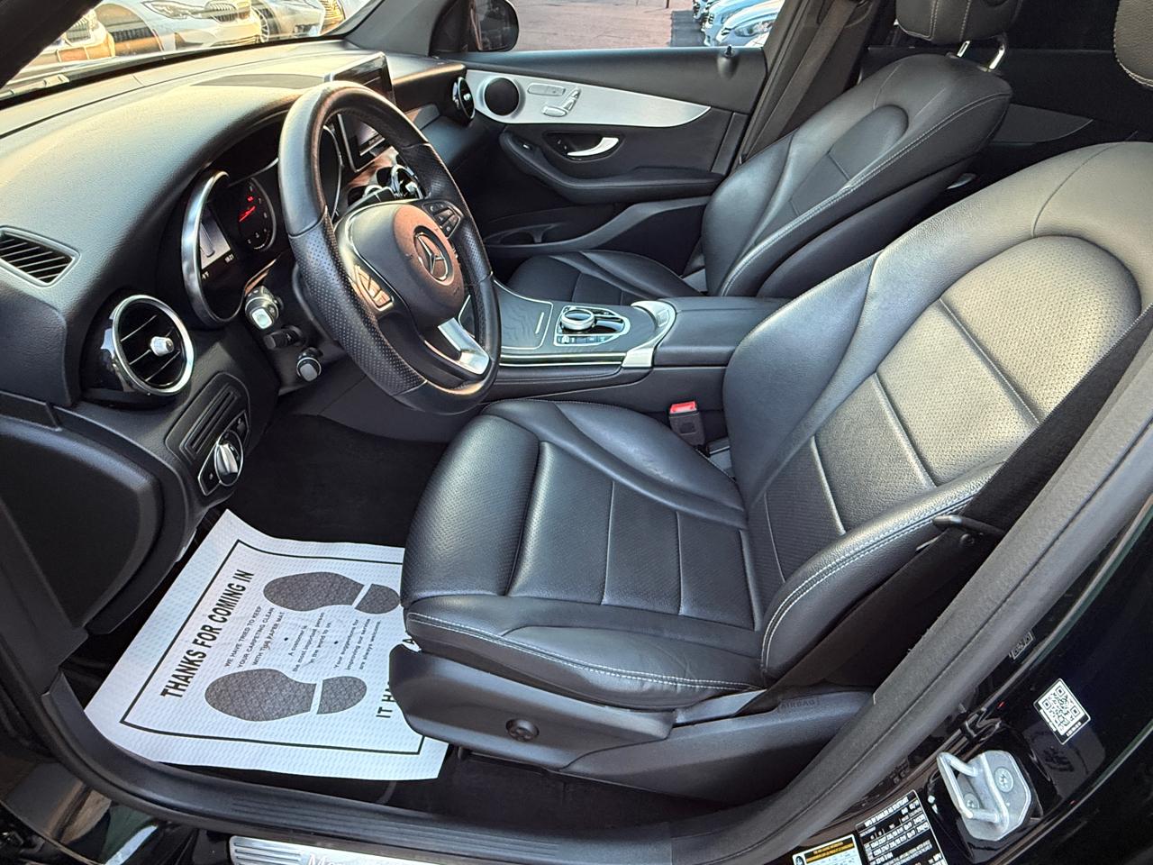 Mercedes-Benz GLC-Class GLC300 2019