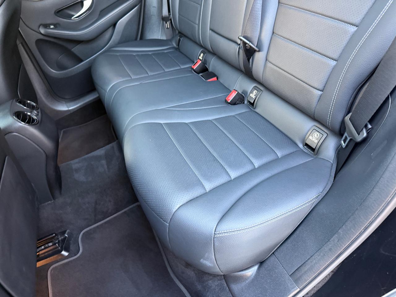 Mercedes-Benz GLC-Class GLC300 2019