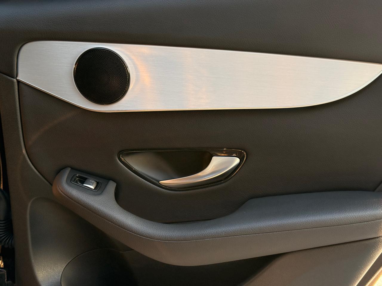 Mercedes-Benz GLC-Class GLC300 2019