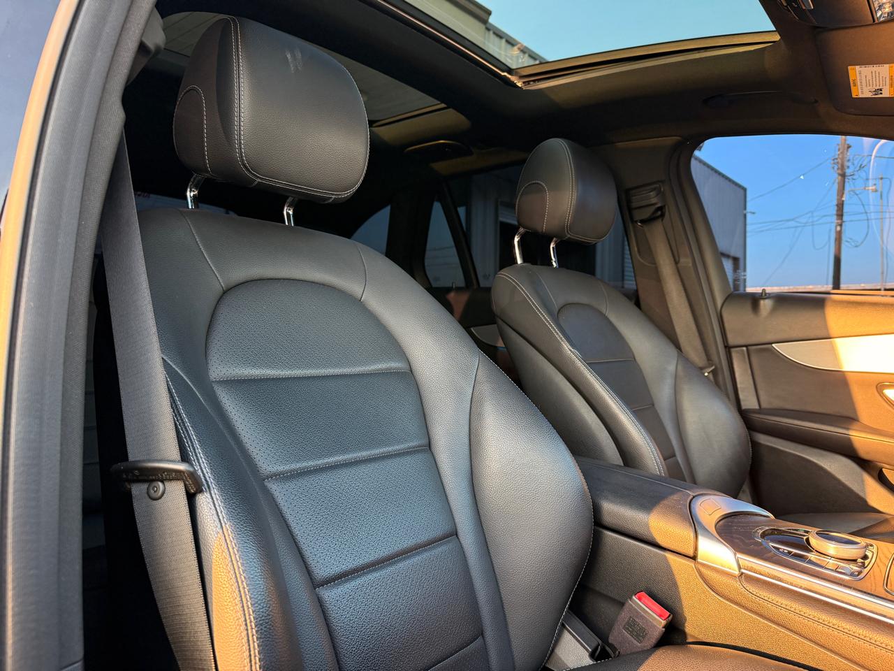 Mercedes-Benz GLC-Class GLC300 2019