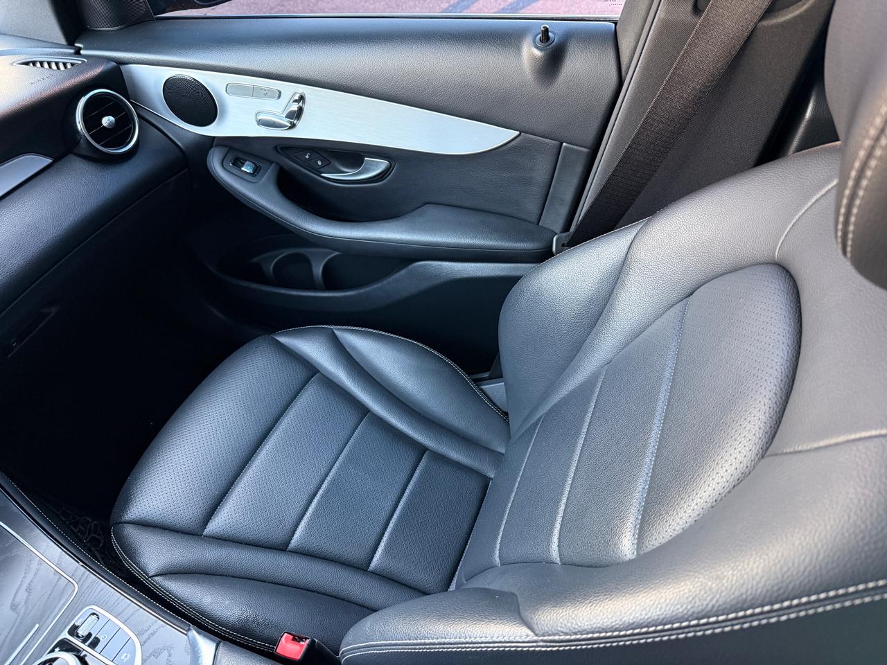 Mercedes-Benz GLC-Class GLC300 2019