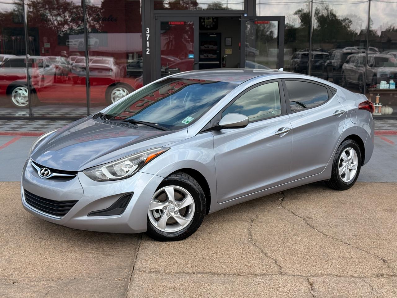 Hyundai Elantra SE 6AT 2015