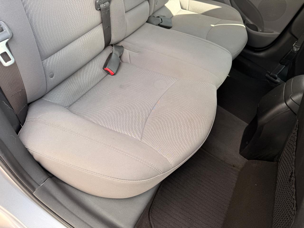 Hyundai Elantra SE 6AT 2015