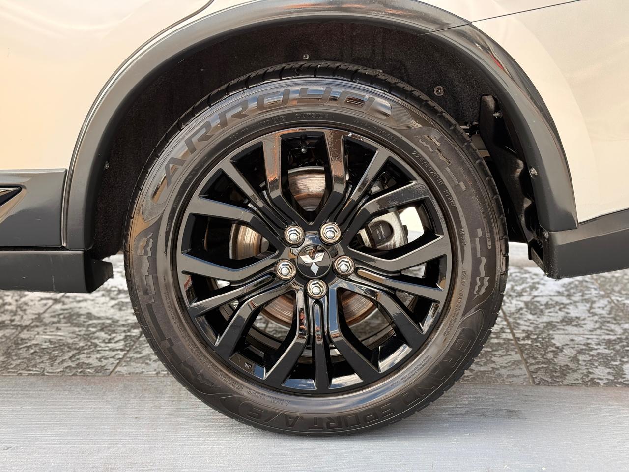 Mitsubishi Outlander SE 2WD 2019