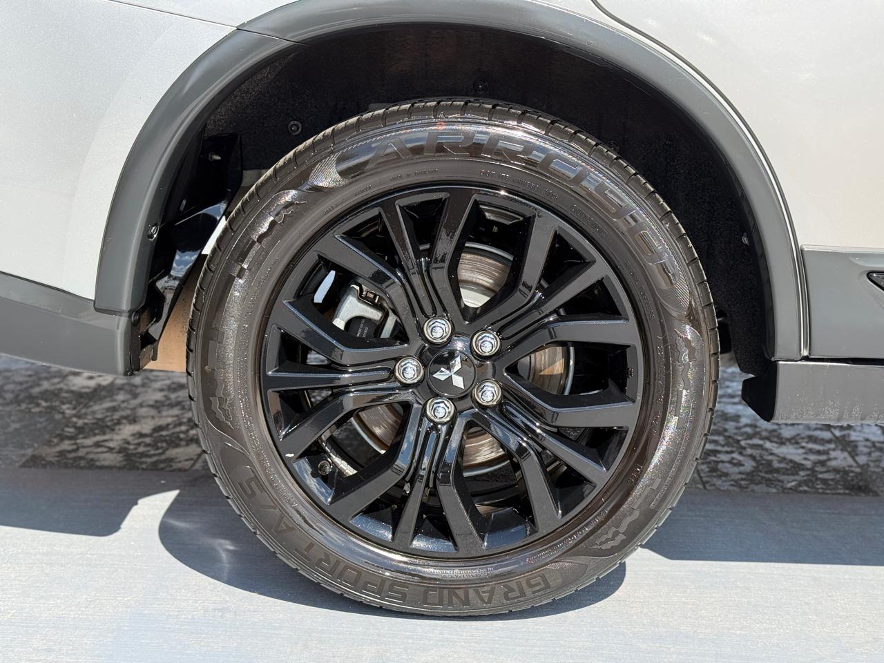 Mitsubishi Outlander SE 2WD 2019