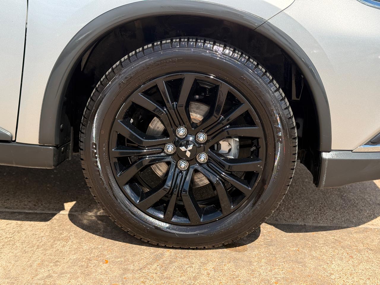 Mitsubishi Outlander SE 2WD 2019