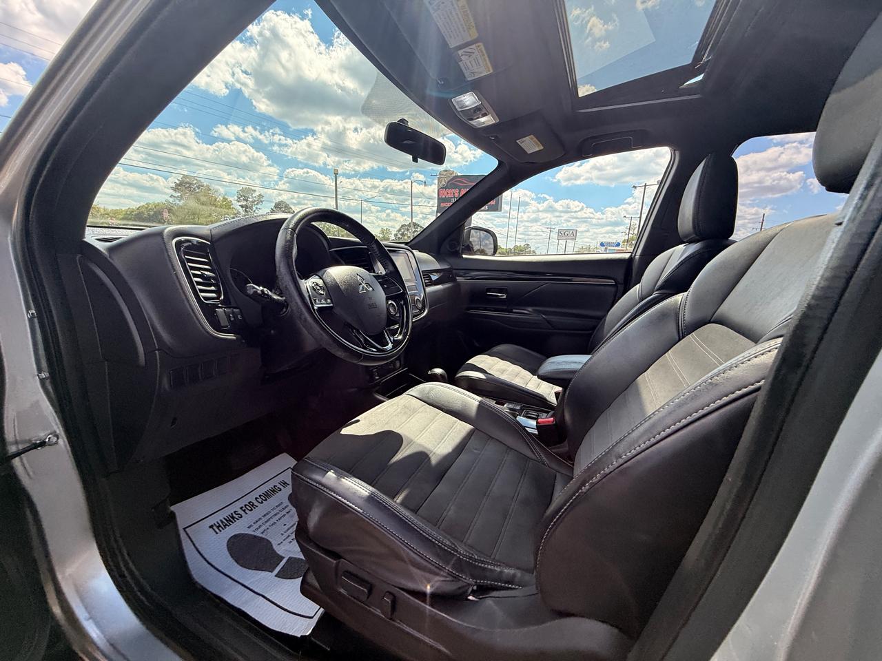 Mitsubishi Outlander SE 2WD 2019