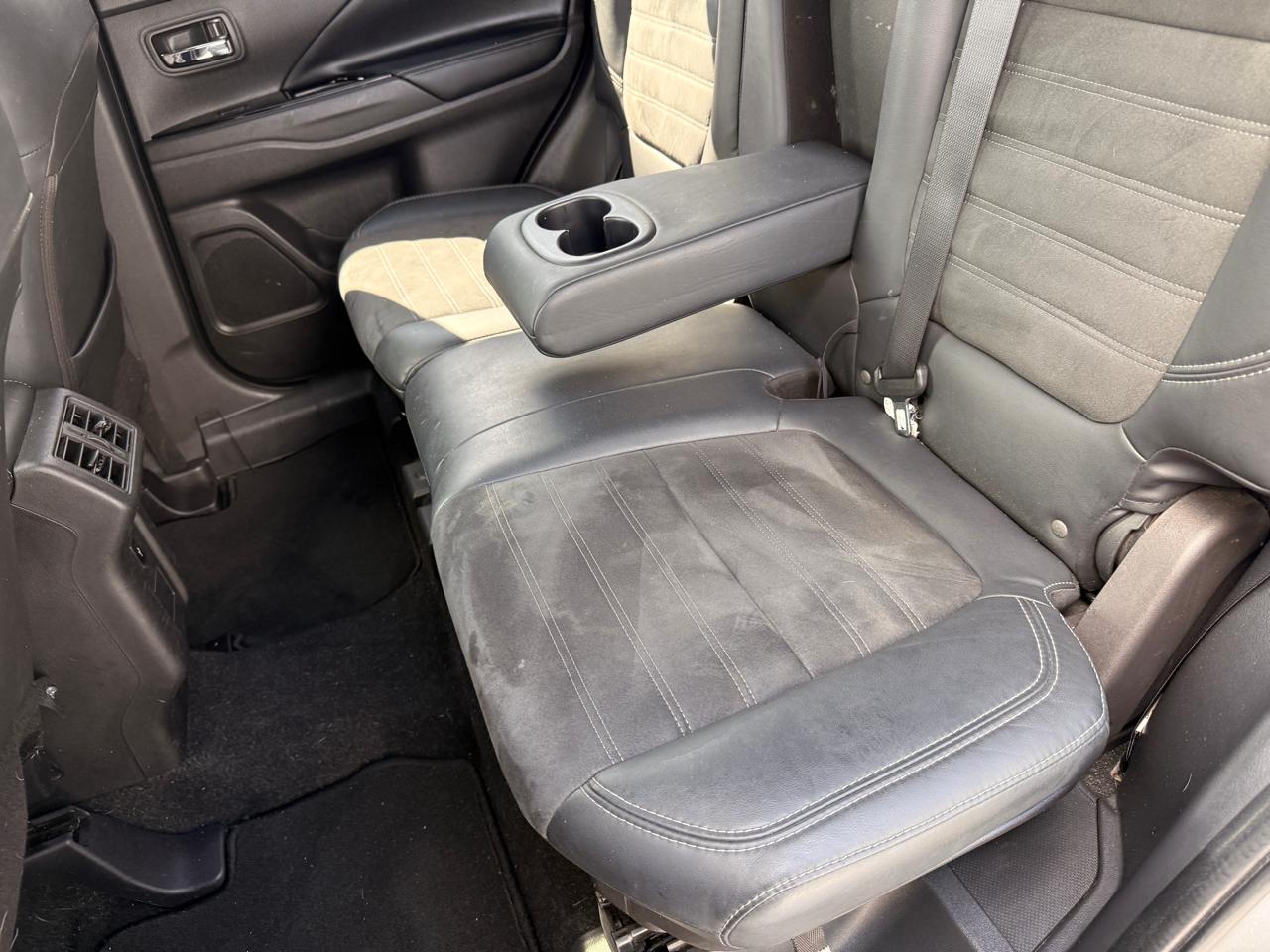 Mitsubishi Outlander SE 2WD 2019