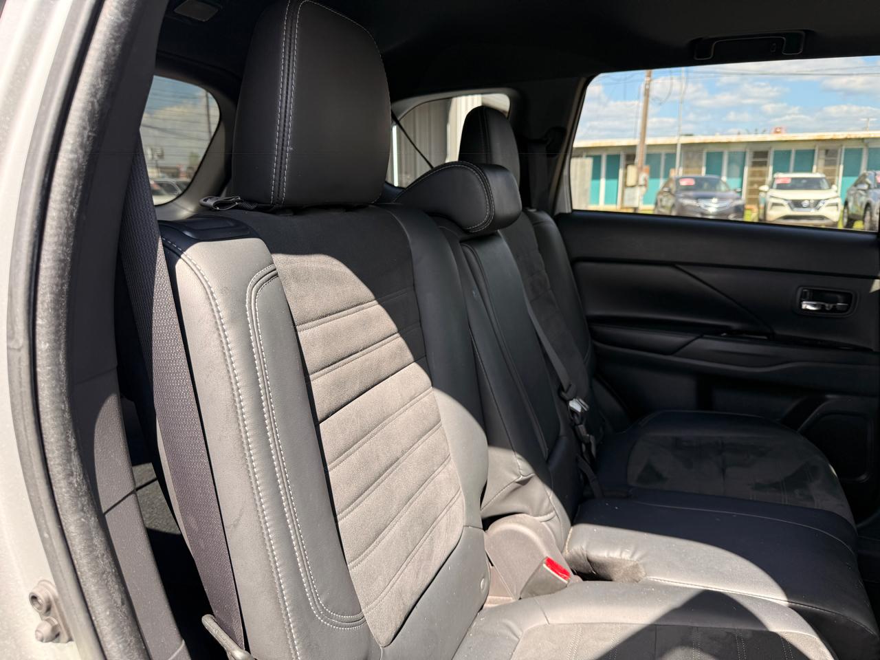 Mitsubishi Outlander SE 2WD 2019