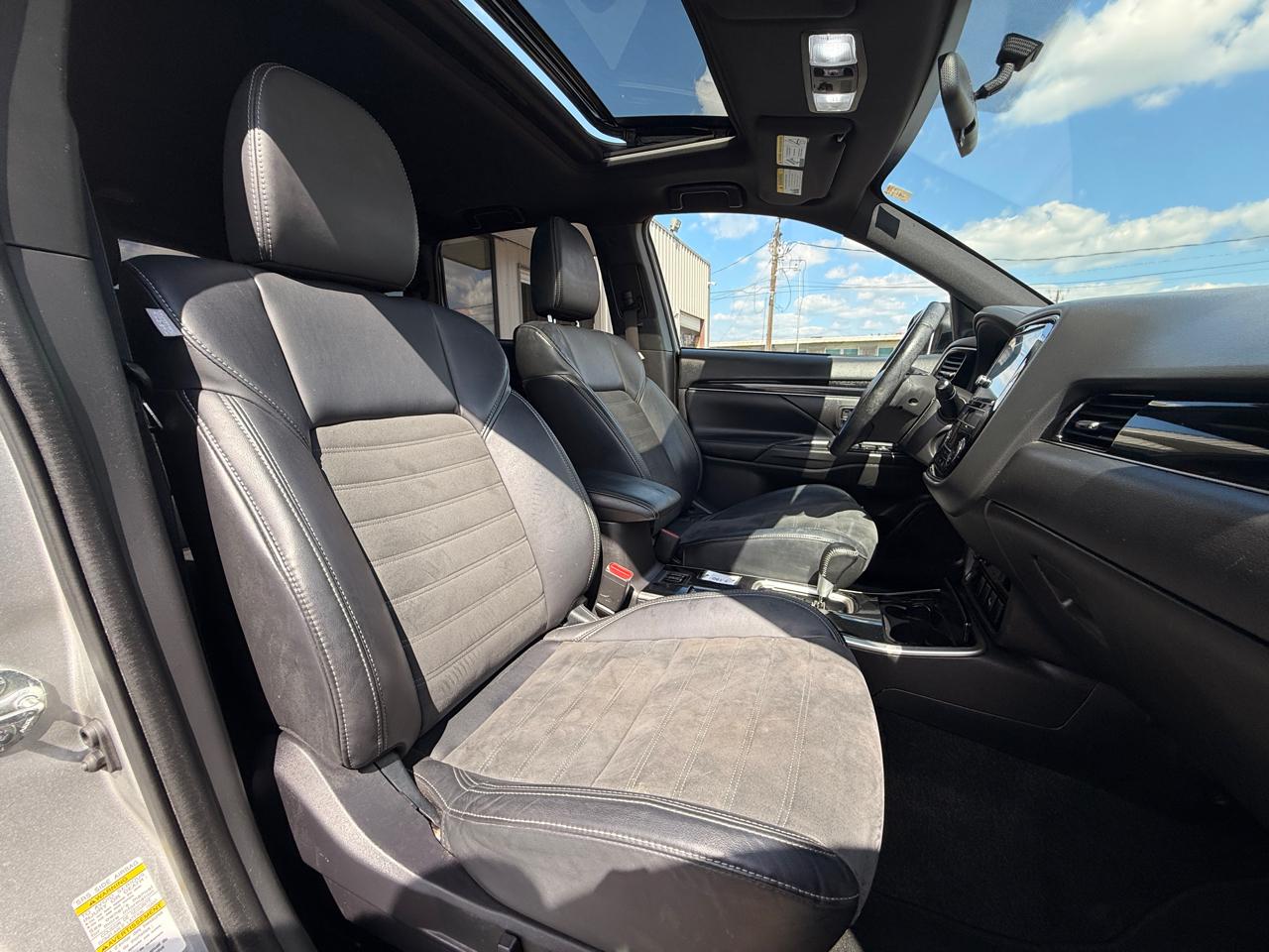 Mitsubishi Outlander SE 2WD 2019