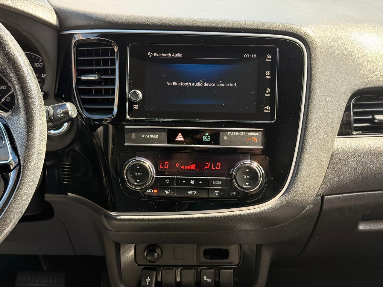 Mitsubishi Outlander SE 2WD 2019