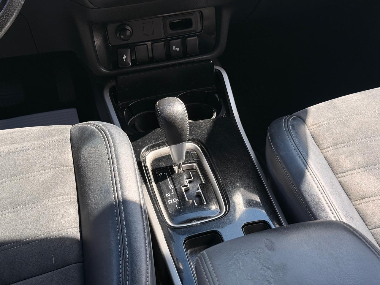 Mitsubishi Outlander SE 2WD 2019