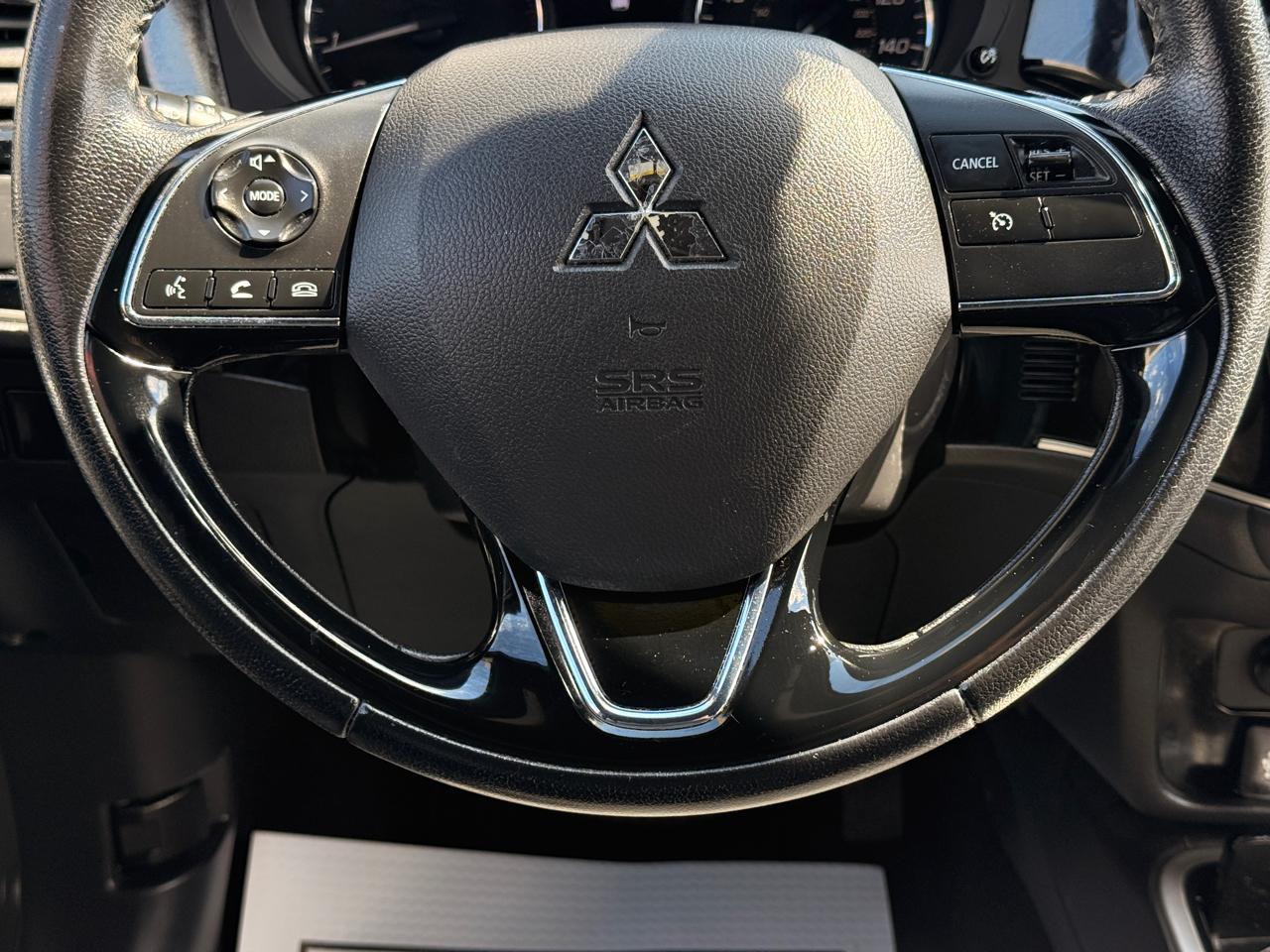 Mitsubishi Outlander SE 2WD 2019