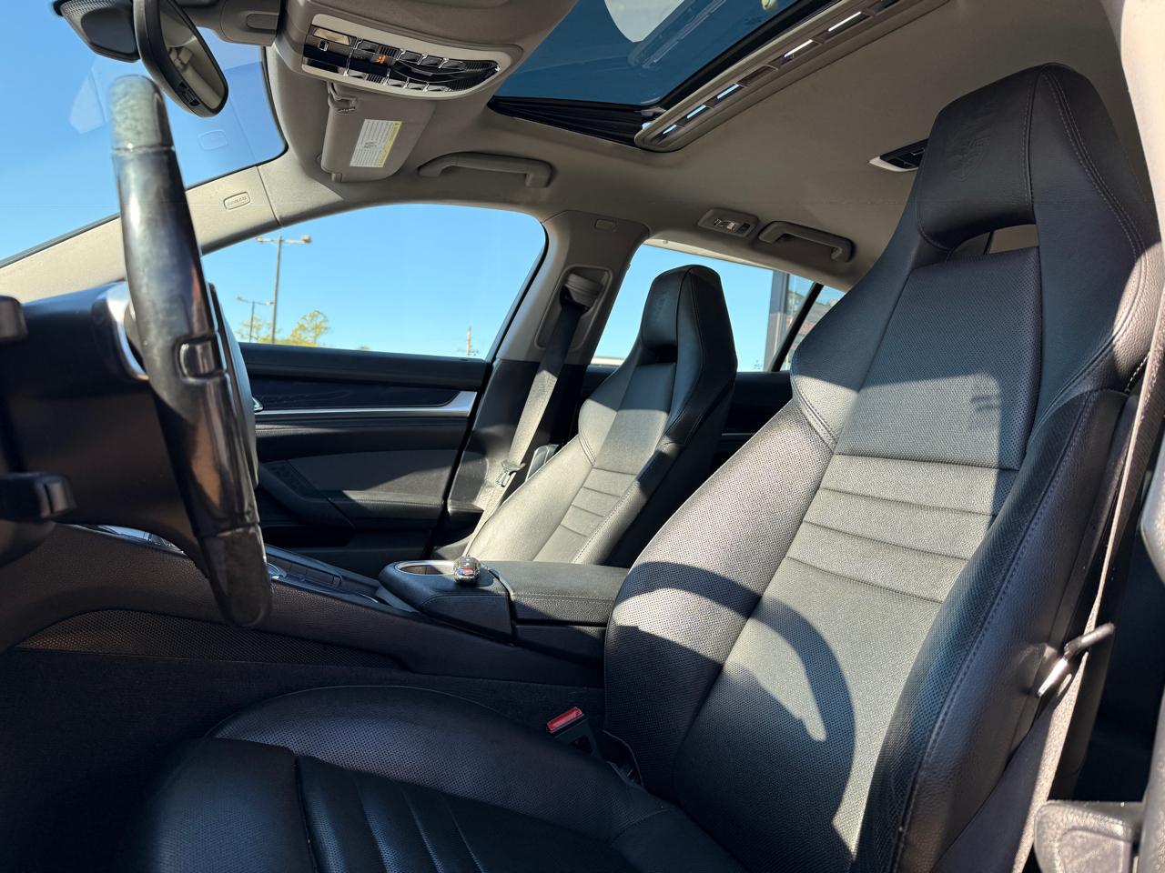 Porsche Panamera 4 2014