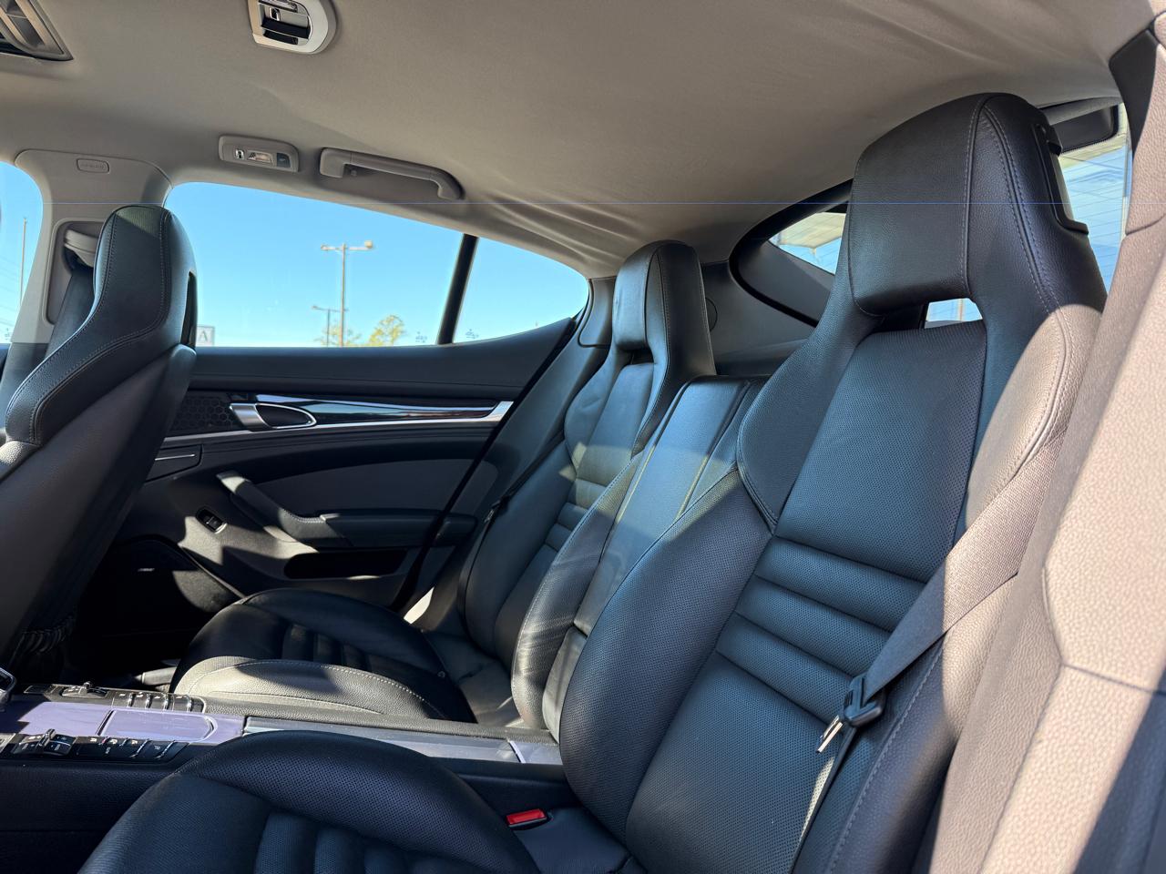 Porsche Panamera 4 2014