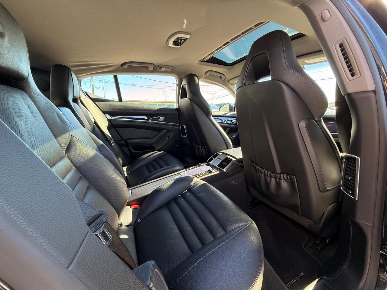 Porsche Panamera 4 2014