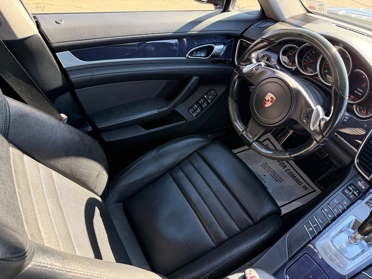 Porsche Panamera 4 2014