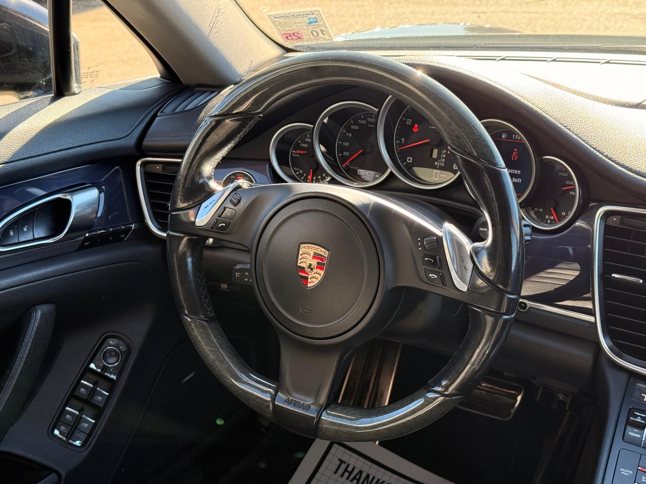 Porsche Panamera 4 2014