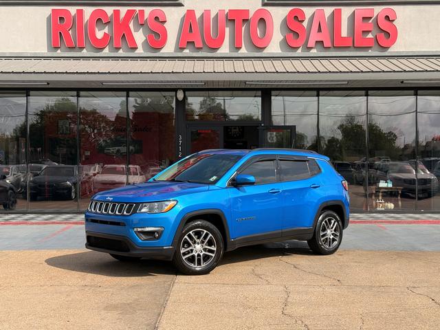Blue 2019 Jeep Compass Latitude FWD SUV / Crossover Front-Wheel Drive Automatic