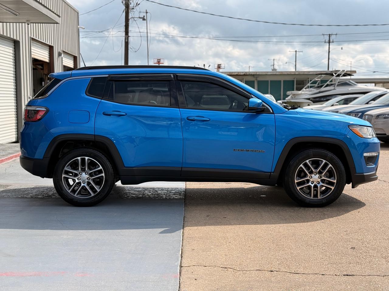Jeep Compass Latitude FWD 2019