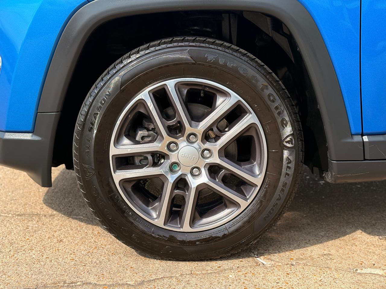 Jeep Compass Latitude FWD 2019