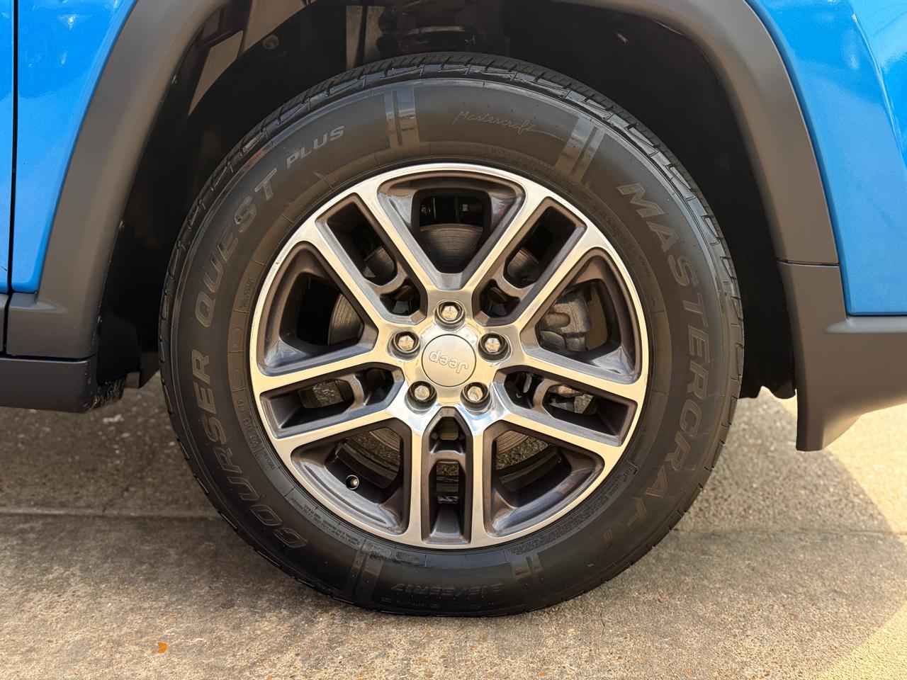 Jeep Compass Latitude FWD 2019