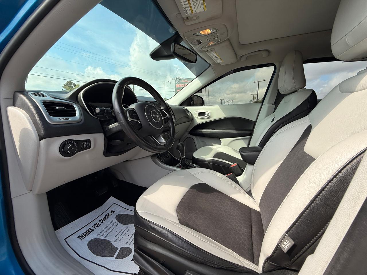 Jeep Compass Latitude FWD 2019