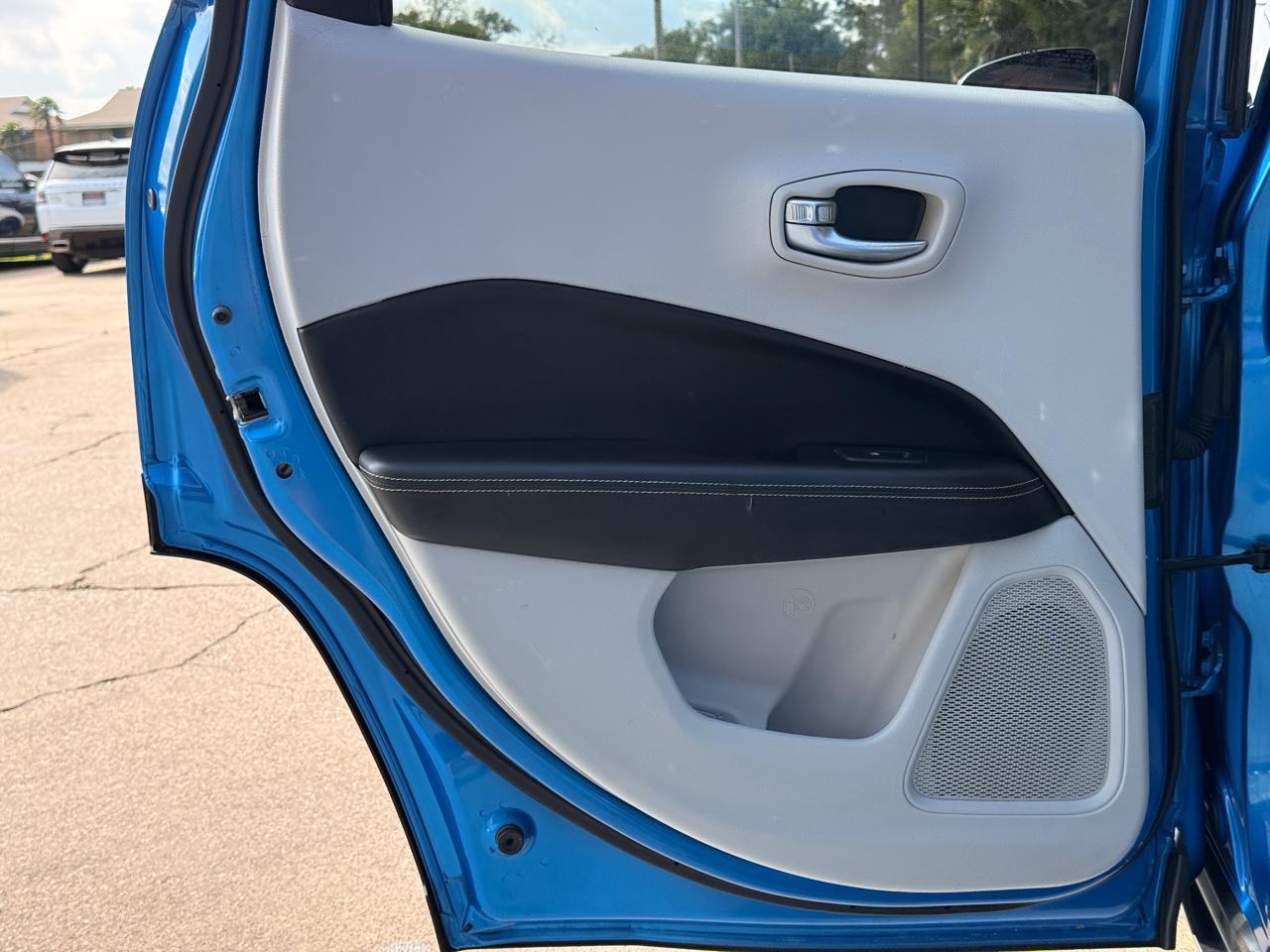 Jeep Compass Latitude FWD 2019