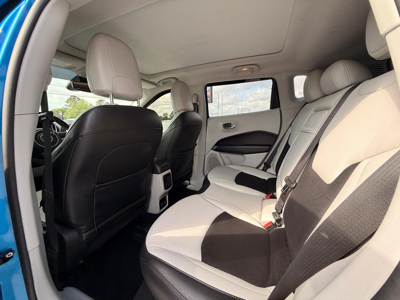 Jeep Compass Latitude FWD 2019