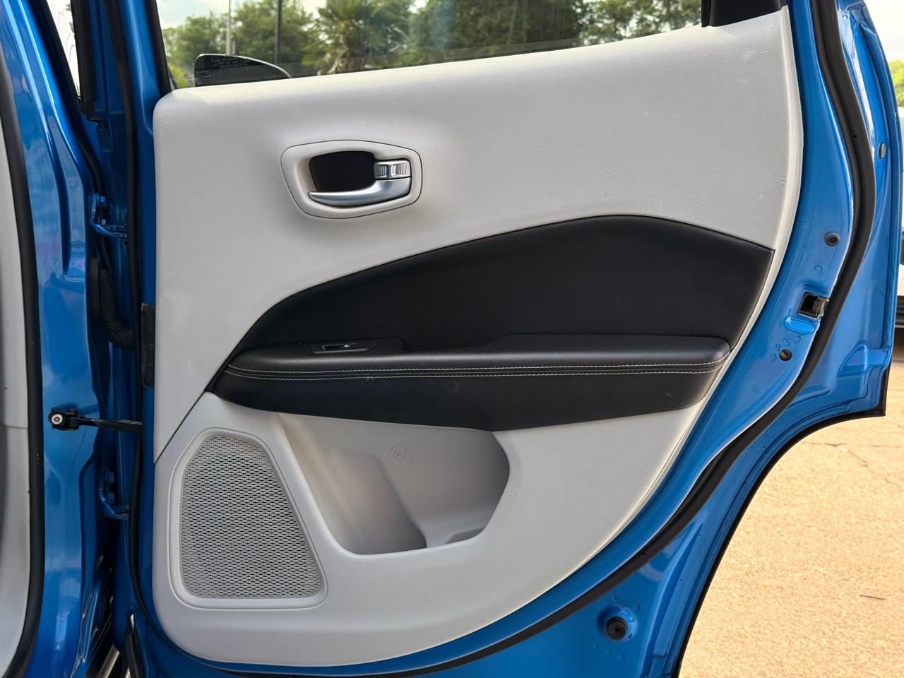 Jeep Compass Latitude FWD 2019