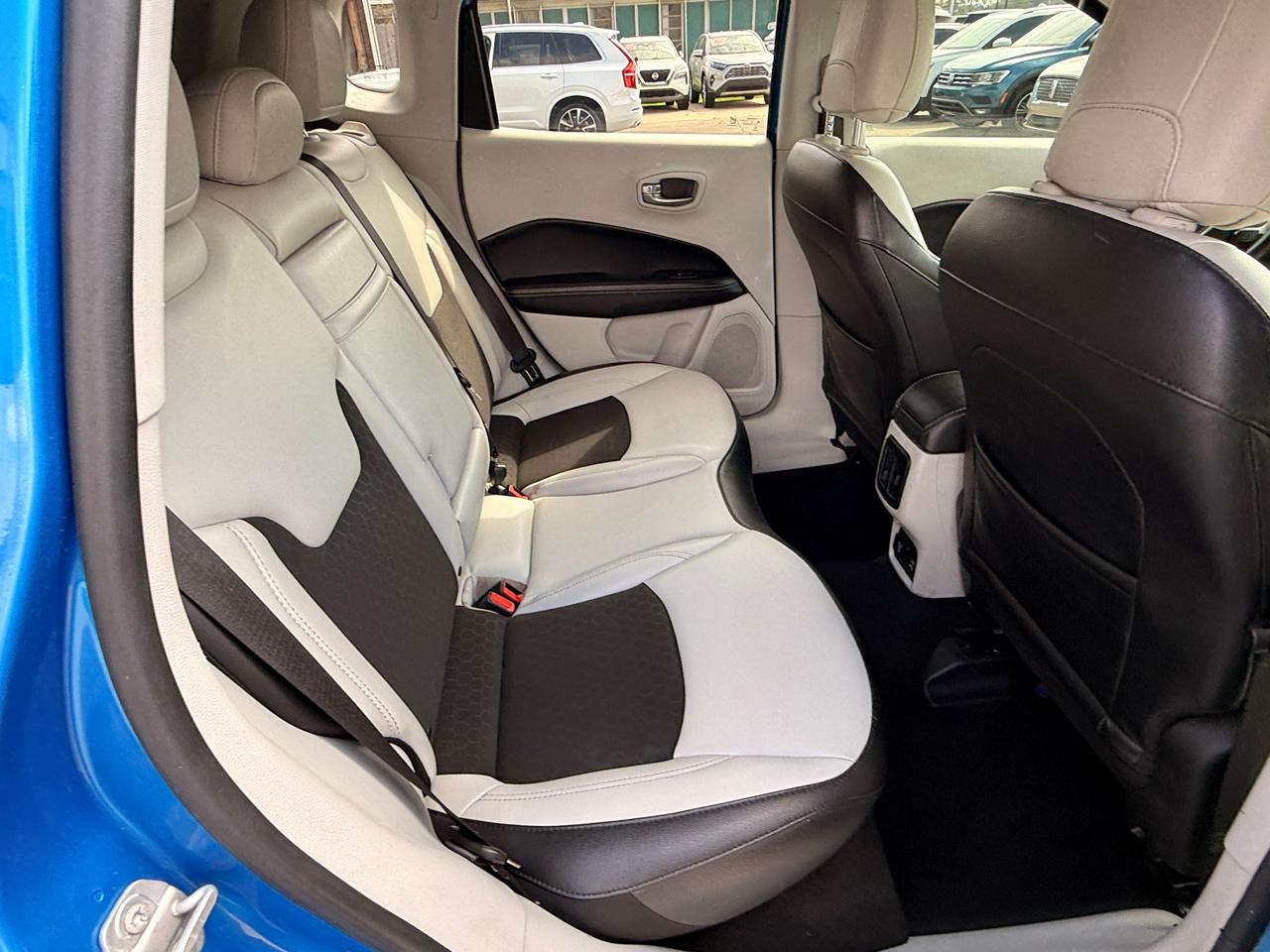 Jeep Compass Latitude FWD 2019