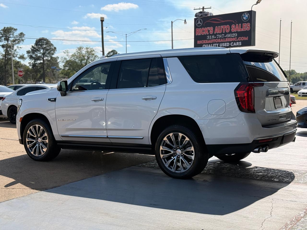 GMC Yukon Denali 2WD 2021