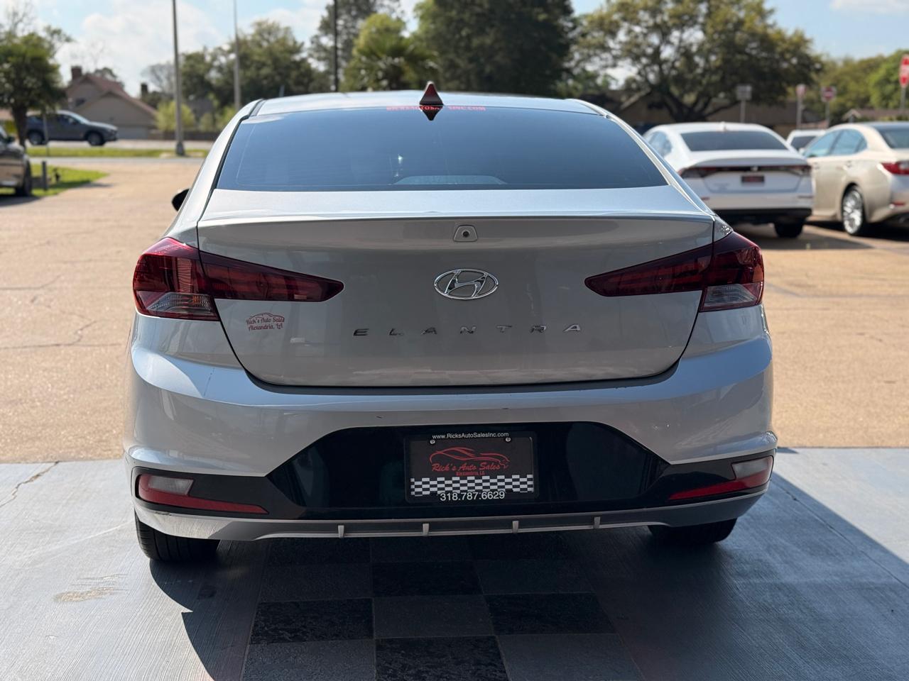 Hyundai Elantra Limited 2020