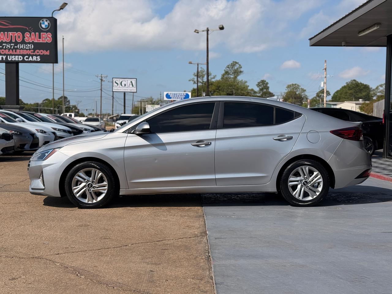 Hyundai Elantra Limited 2020