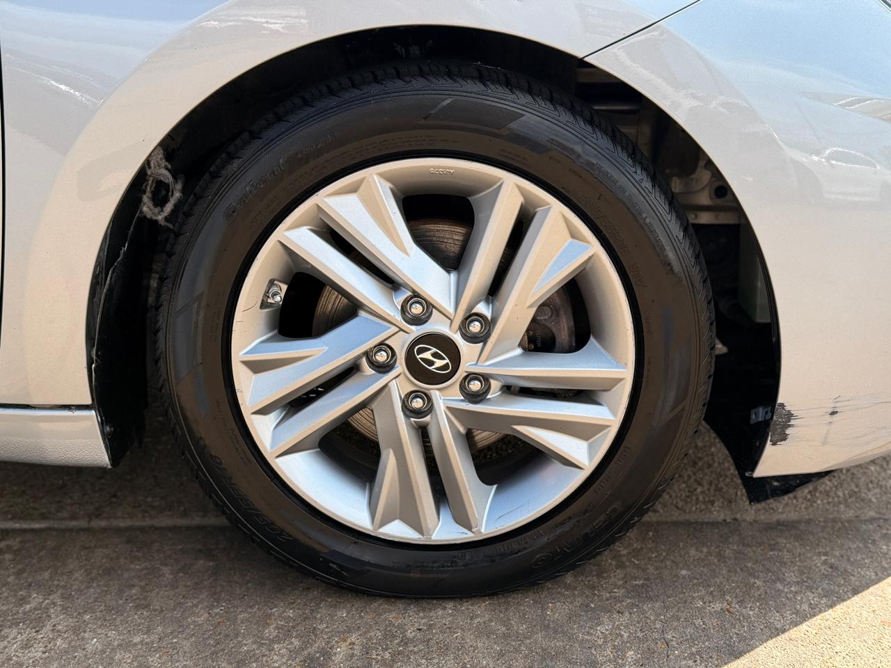 Hyundai Elantra Limited 2020