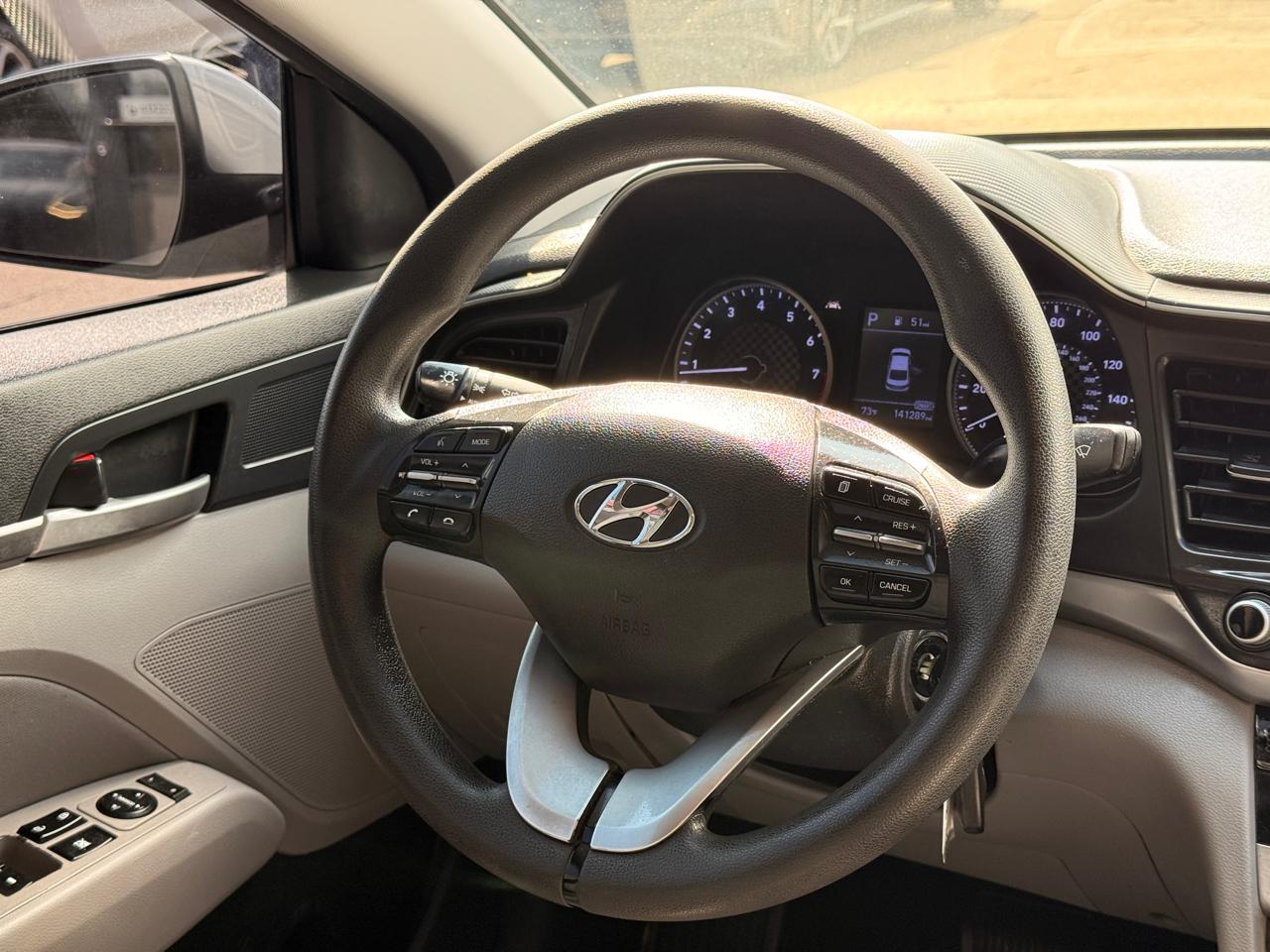 Hyundai Elantra Limited 2020
