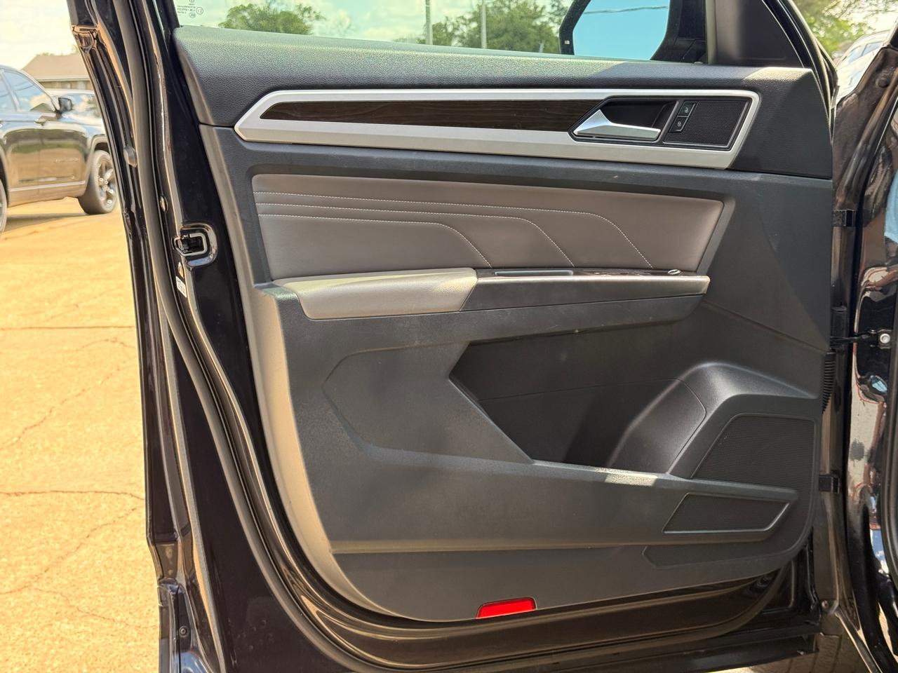 Volkswagen Atlas V6 SE w/Technology 4MOTION 2022