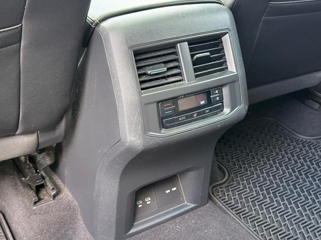 Volkswagen Atlas V6 SE w/Technology 4MOTION 2022