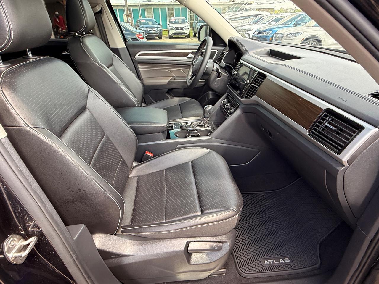 Volkswagen Atlas V6 SE w/Technology 4MOTION 2022