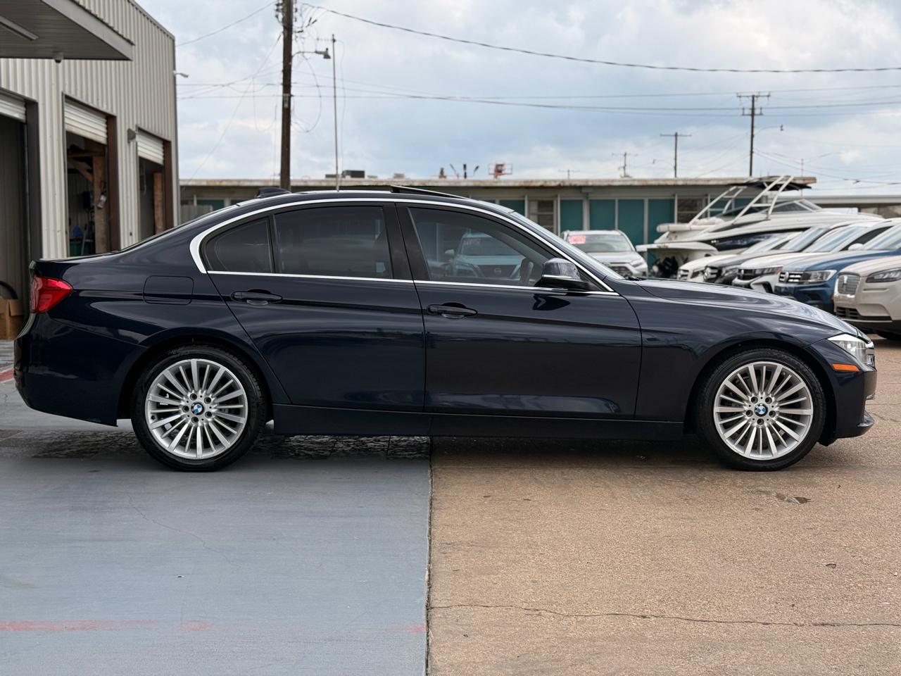 BMW 3-Series 328i Sedan 2014