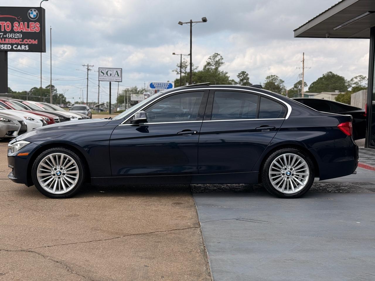 BMW 3-Series 328i Sedan 2014