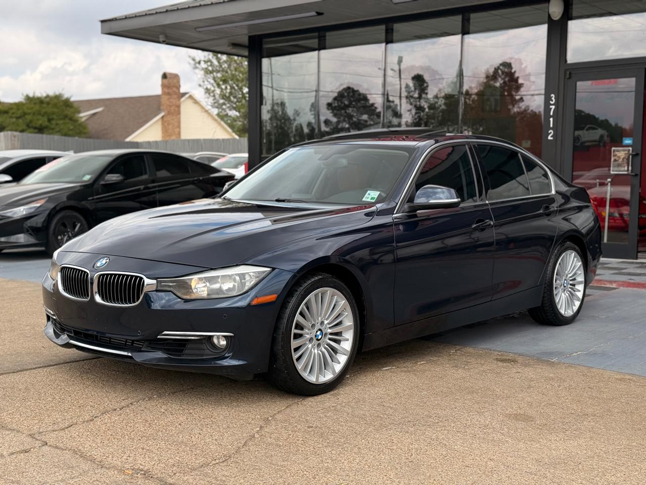 BMW 3-Series 328i Sedan 2014