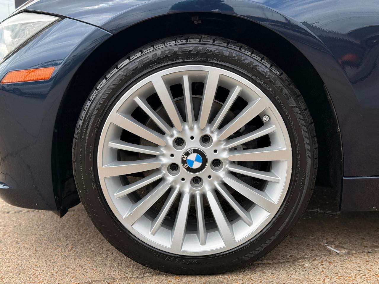 BMW 3-Series 328i Sedan 2014