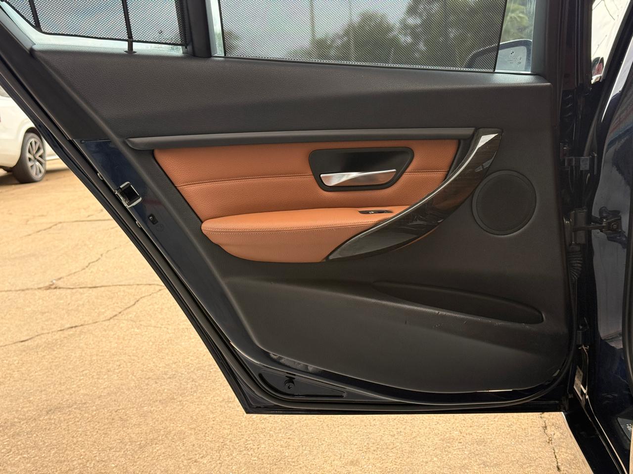 BMW 3-Series 328i Sedan 2014