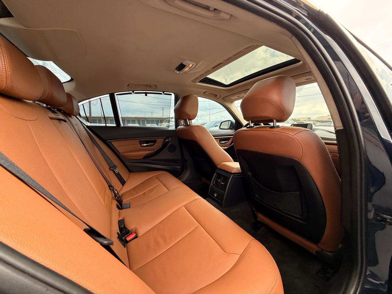 BMW 3-Series 328i Sedan 2014