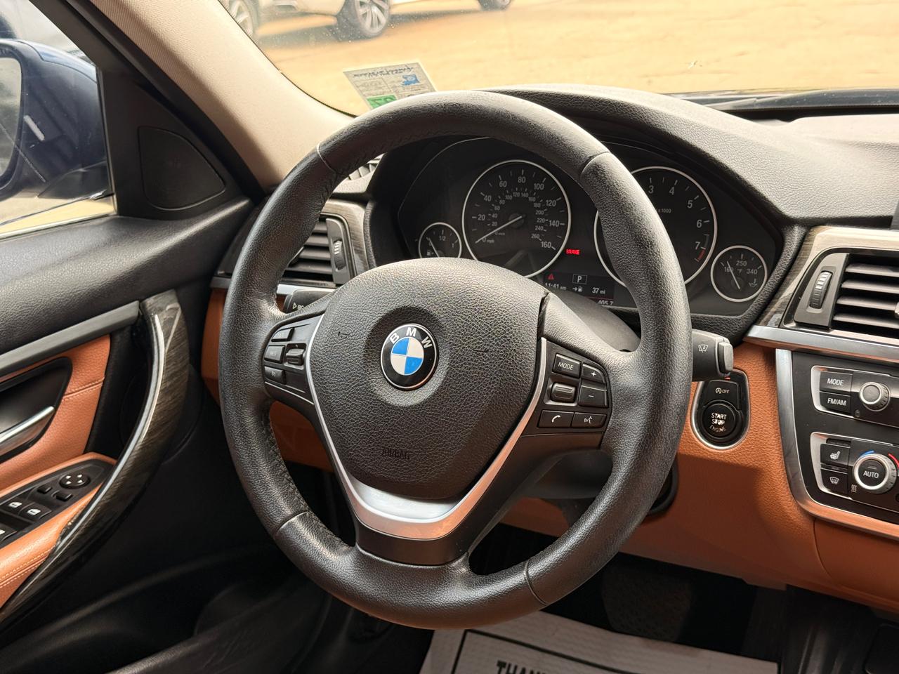 BMW 3-Series 328i Sedan 2014