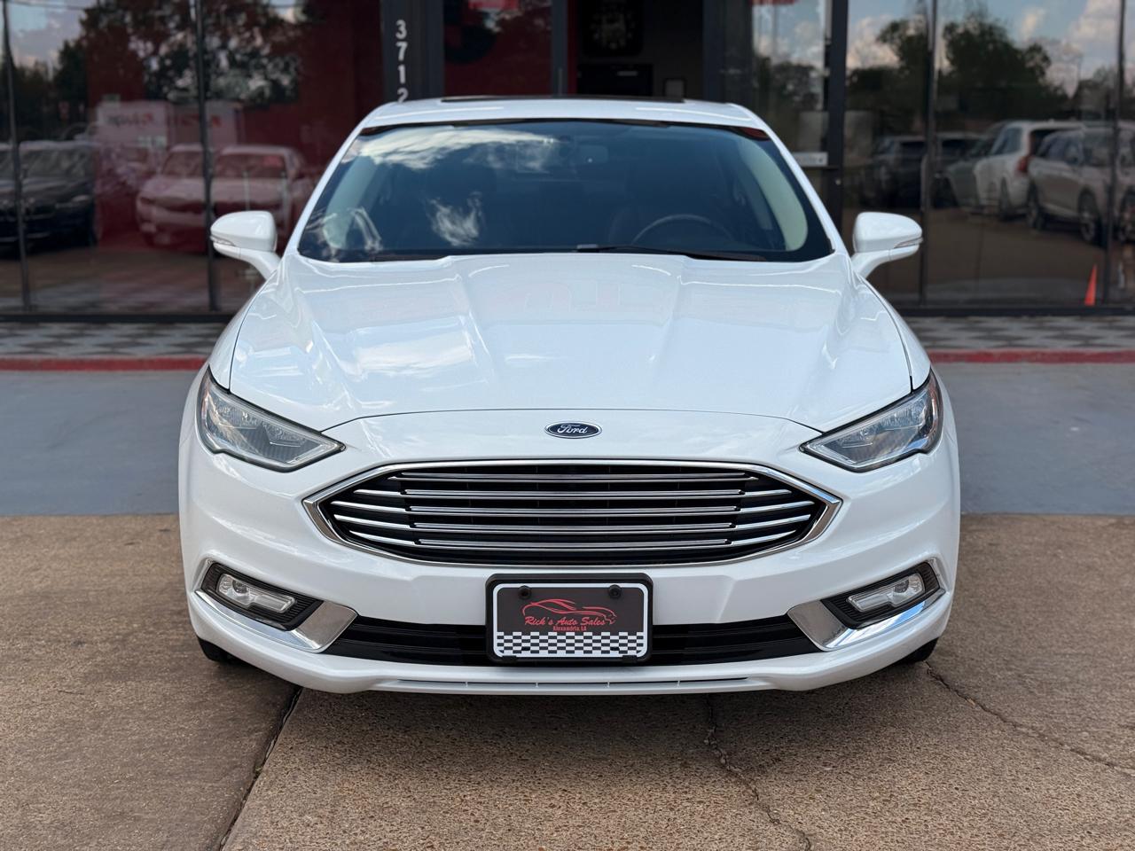 Ford Fusion Hybrid Titanium 2017